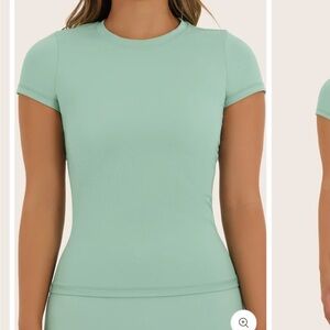 Set Active Mint Julep Green AIRLUXE™ BREATHE TEE